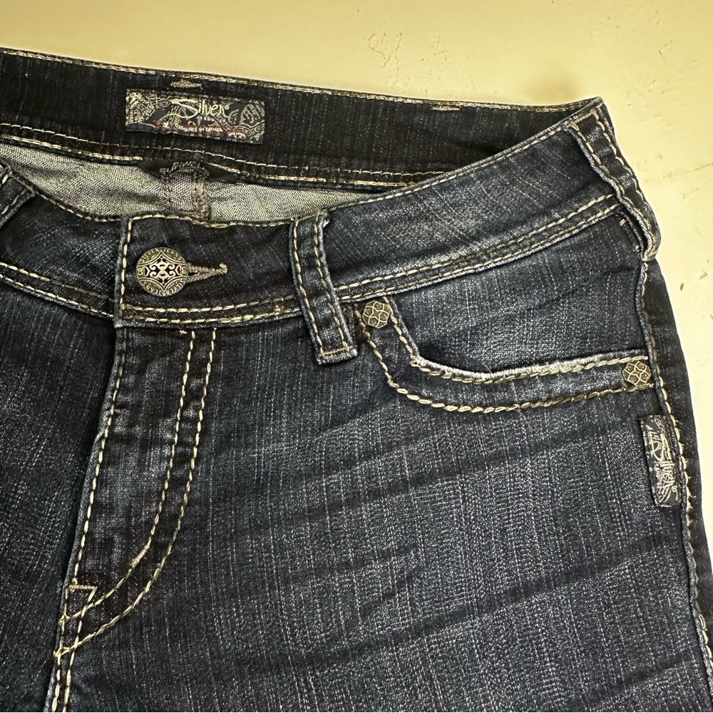 Silver Jeans Suki Surplus bootcut jeans, distressed, embroidered pockets, 31/30
